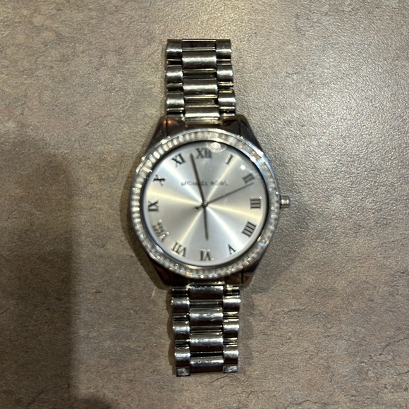 Michael Kors Silver Watch - Picture 3 of 3